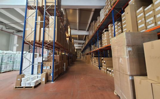 innovative product range, combined with national and international logistics, guarantees a high level of reliability.