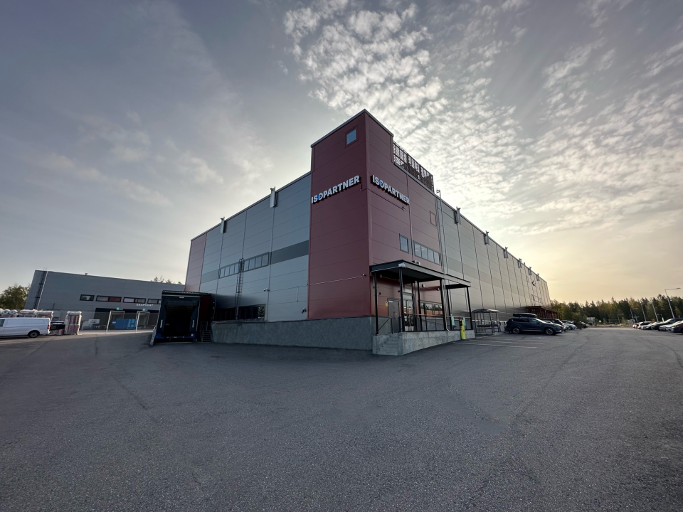 ISOPARTNER_Oy_Building